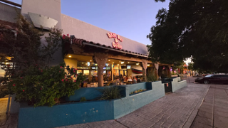 The Dam Plaza